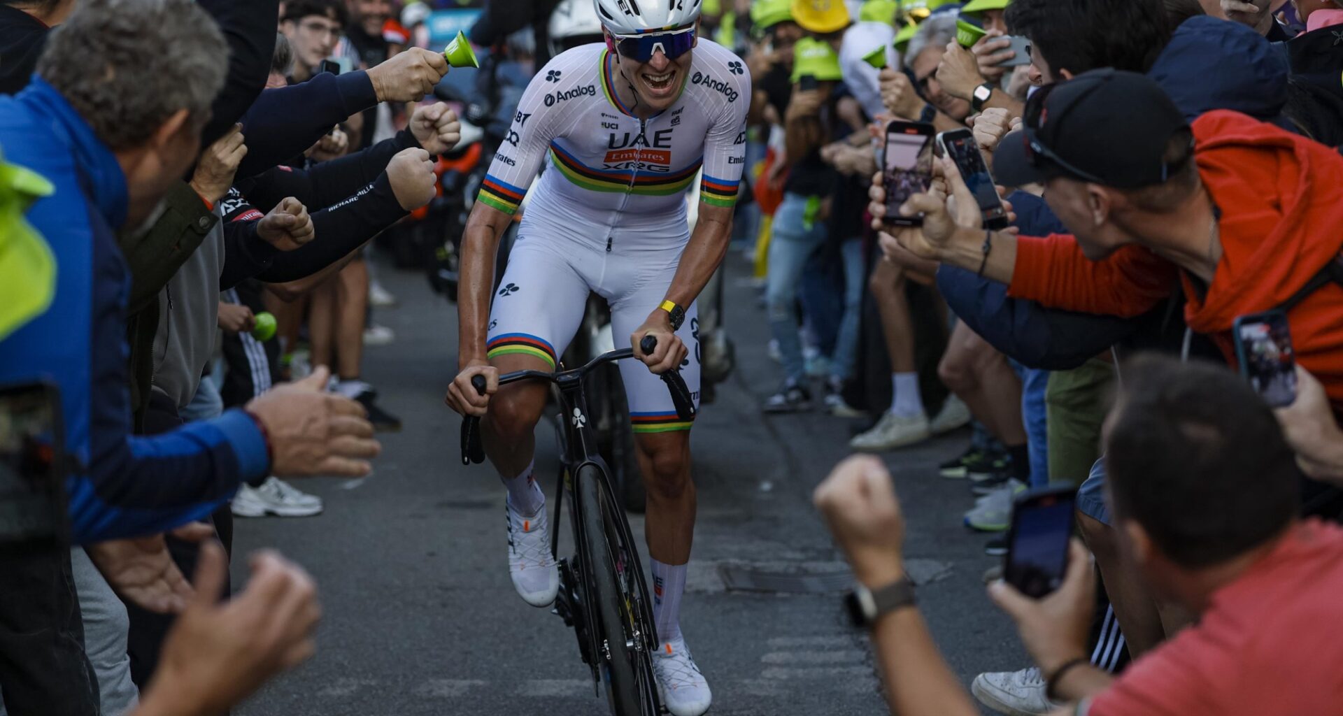 Pogačar Shatters Records on Passo di Ganda | Il Lombardia 2025