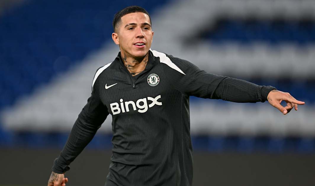 Gallery: 15 pictures as Chelsea train at Stamford Bridge ahead of Liverpool | News | Official Site