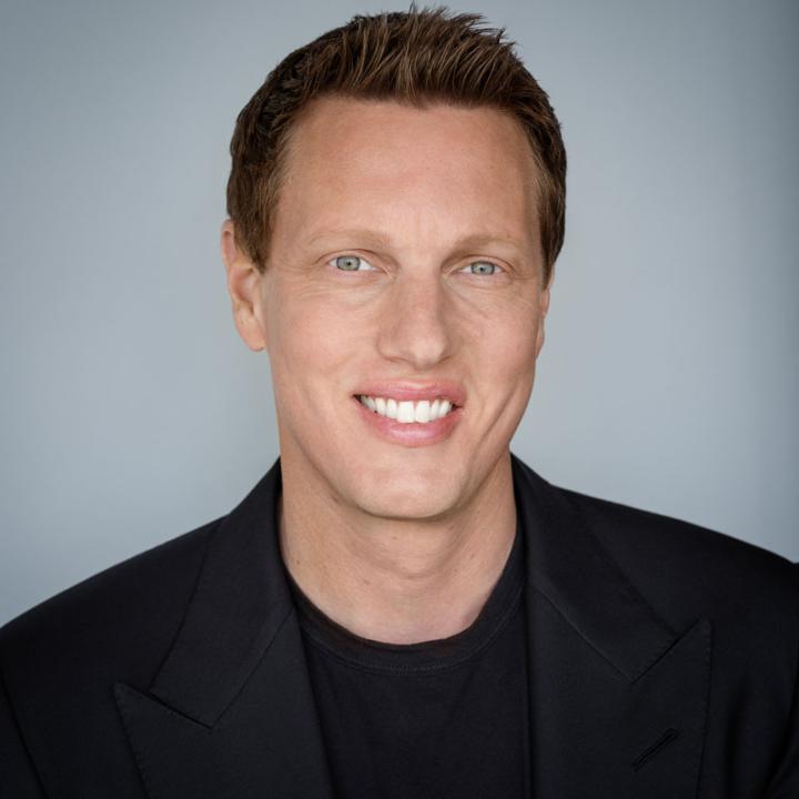 Paramount Skydance head David Ellison has arranged for Weiss to report directly to him, while CBS News’ president will report to the company’s chief of television.