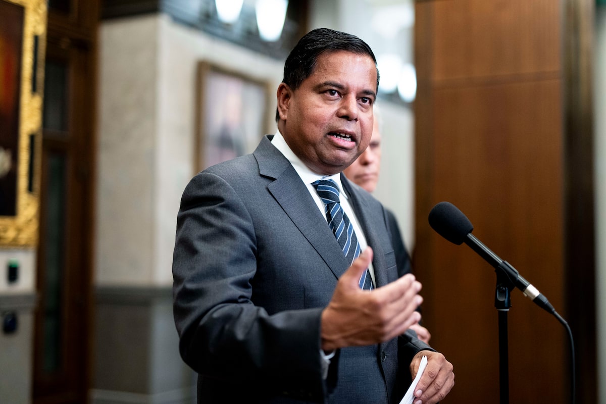 Minister guts strong-borders bill, removes clauses giving law enforcement warrantless powers