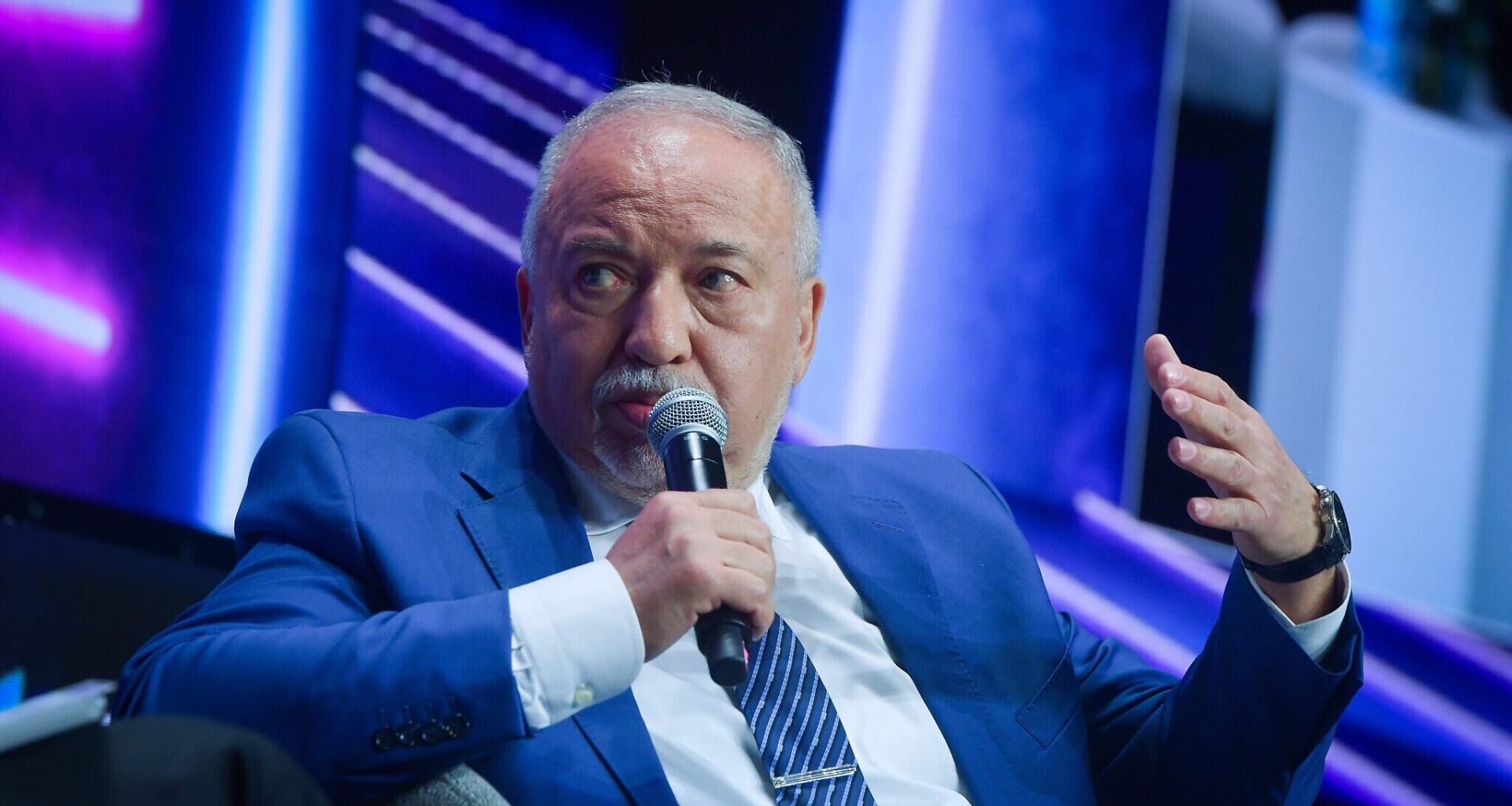 Liberman warns Iran preparing surprise attack; IDF says no change to guidelines