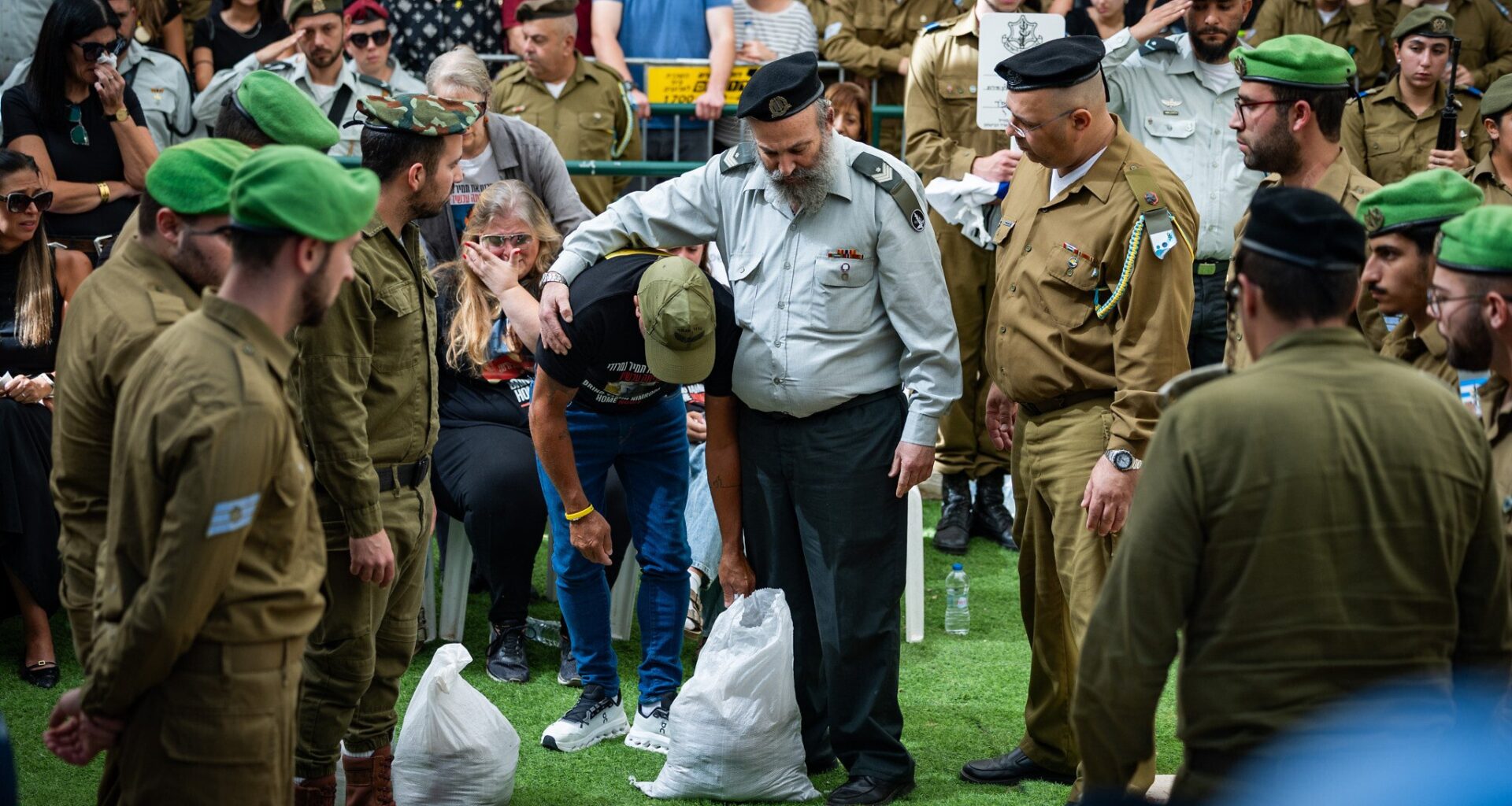 Thousands pay last respects to Staff Sgt. Tamir Nimrodi and Sgt. Maj. Muhammad el-Atrash