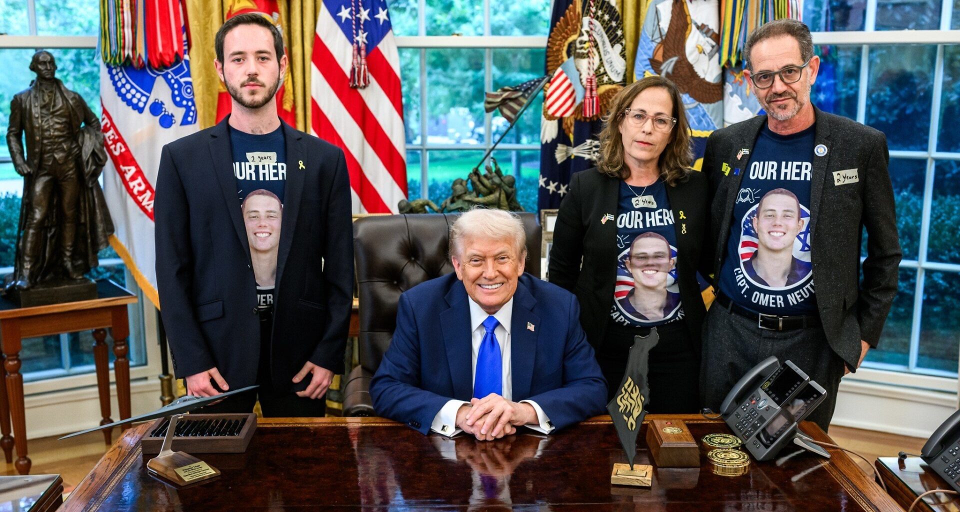 Trump hosts US-Israeli ex-hostage Edan Alexander, family of slain captive Omer Neutra