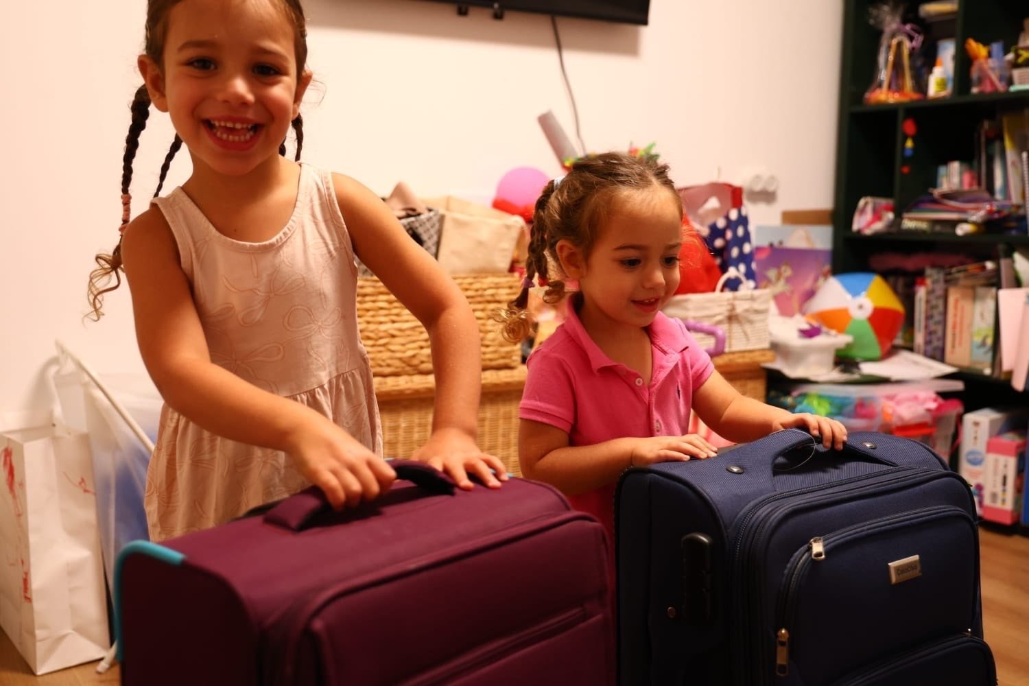 'Ready for you:' Hostage families prepare for loved ones' return on last night apart