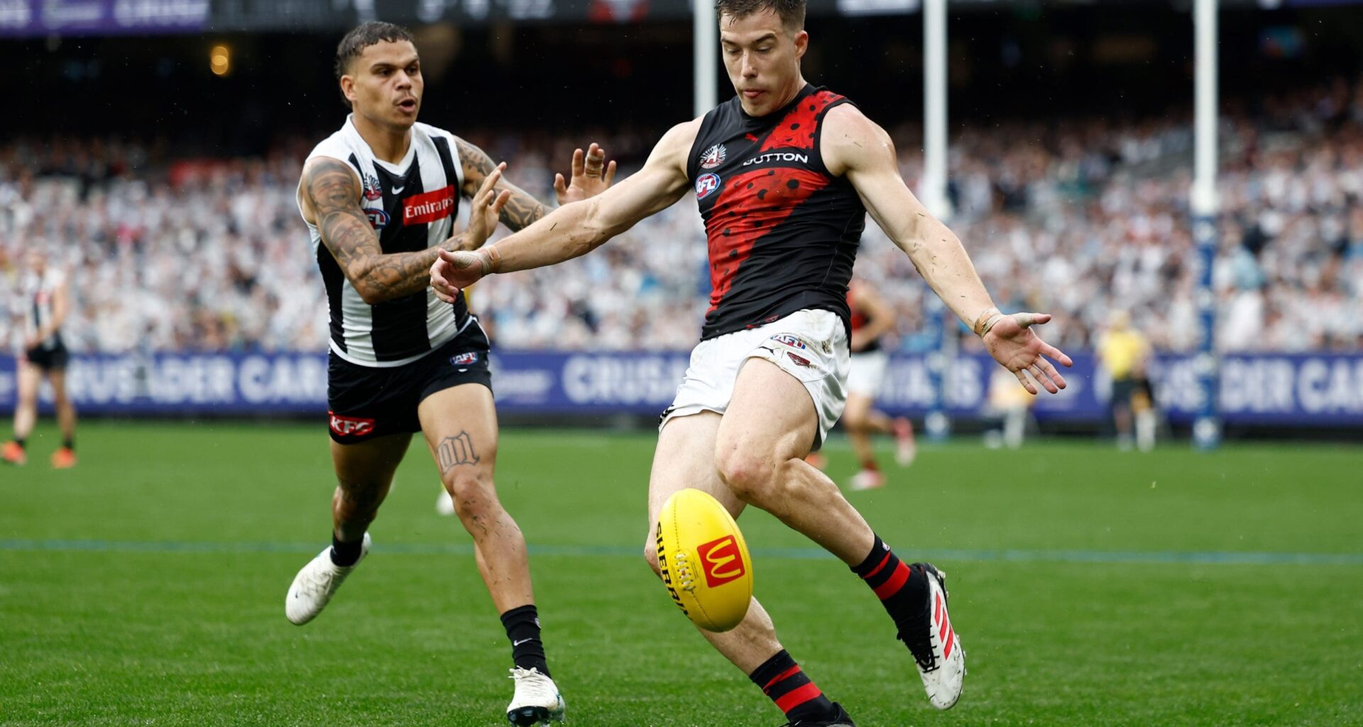 Agent of Essendon star's warning to Dons revealed, Bombers land Sun: AFL Trade and Free Agency Day 8 - AFL News