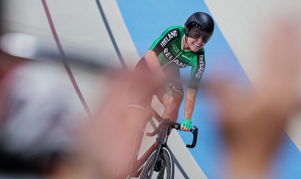 Glorious Gillespie wins UCI World Champs gold in Chile