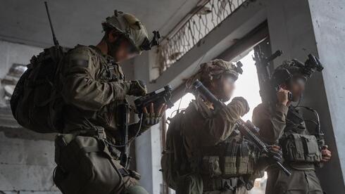 Three IDF reservists wounded in Gaza by grenade explosion, two in serious condition - Ynetnews