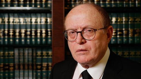 Court freezes NIS 100M 'real estate empire' of late Netanyahu lawyer Jacob Weinroth