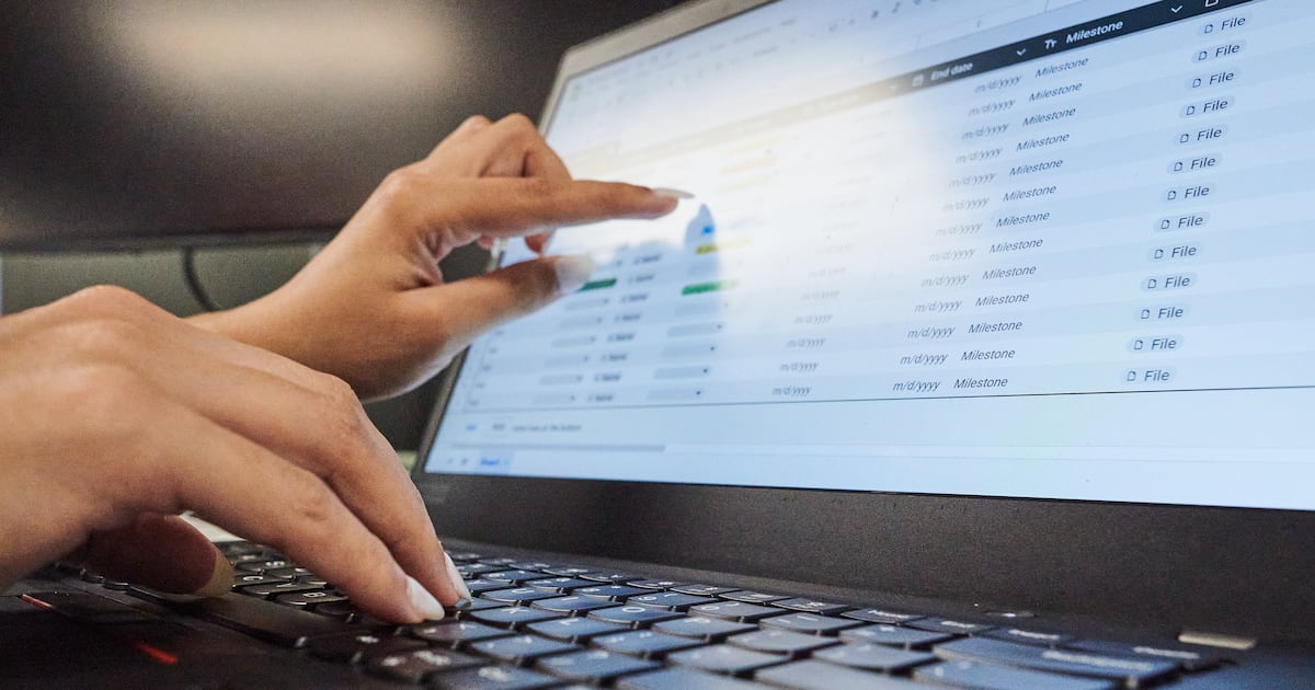 Computer science graduates face shifting job market as AI disrupts entry-level roles - CTV News