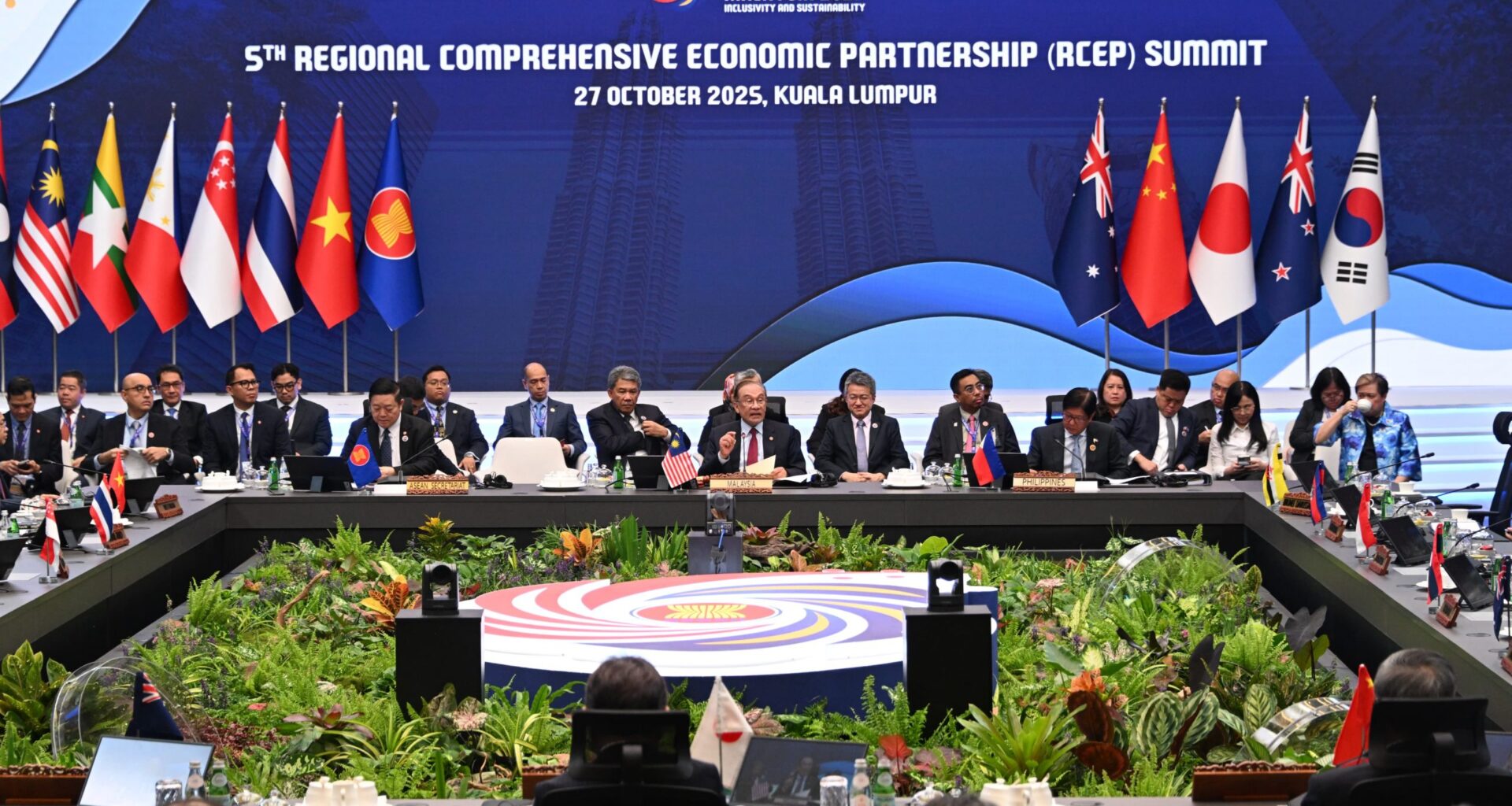 The 5th RCEP Summit convenes in Kuala Lumpur - ASEAN Main Portal