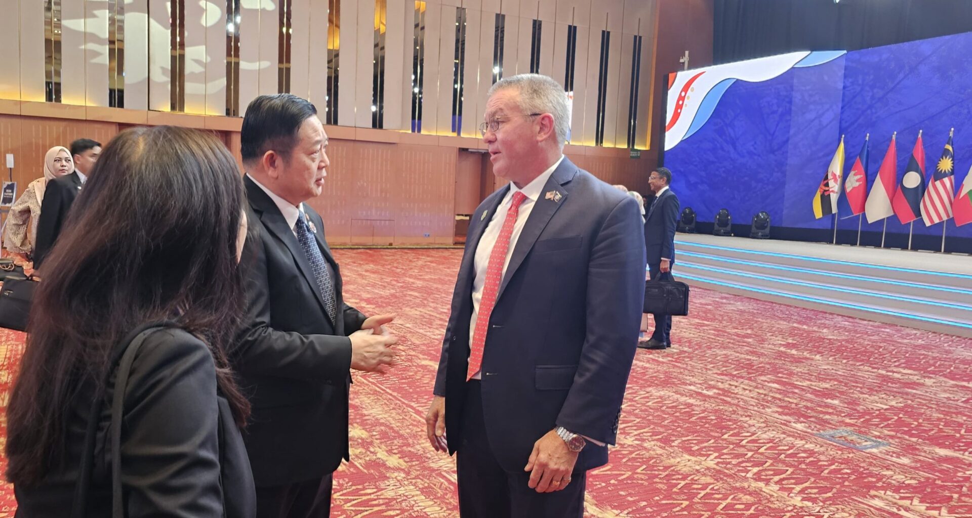 Secretary-General of ASEAN meets with the Assistant Secretary of State for East Asian and Pacific Affairs