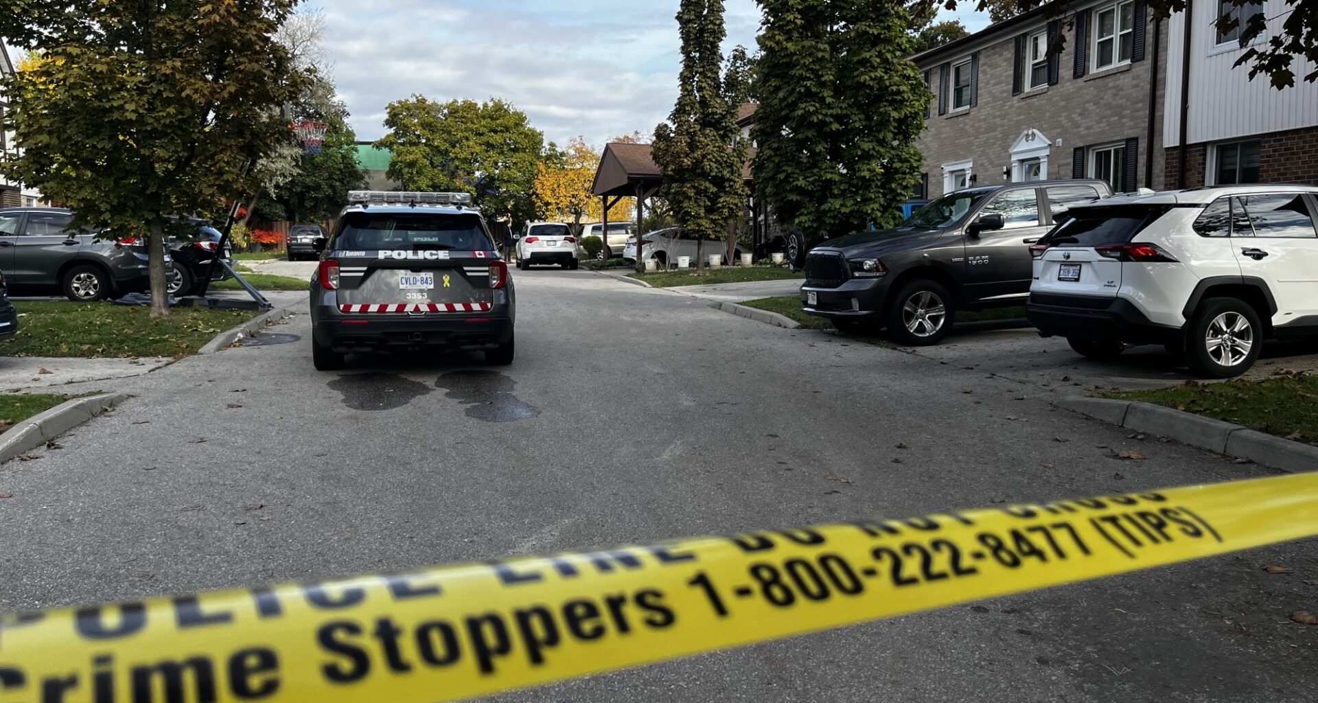 Police shooting in Scarborough sends 1 man to hospital