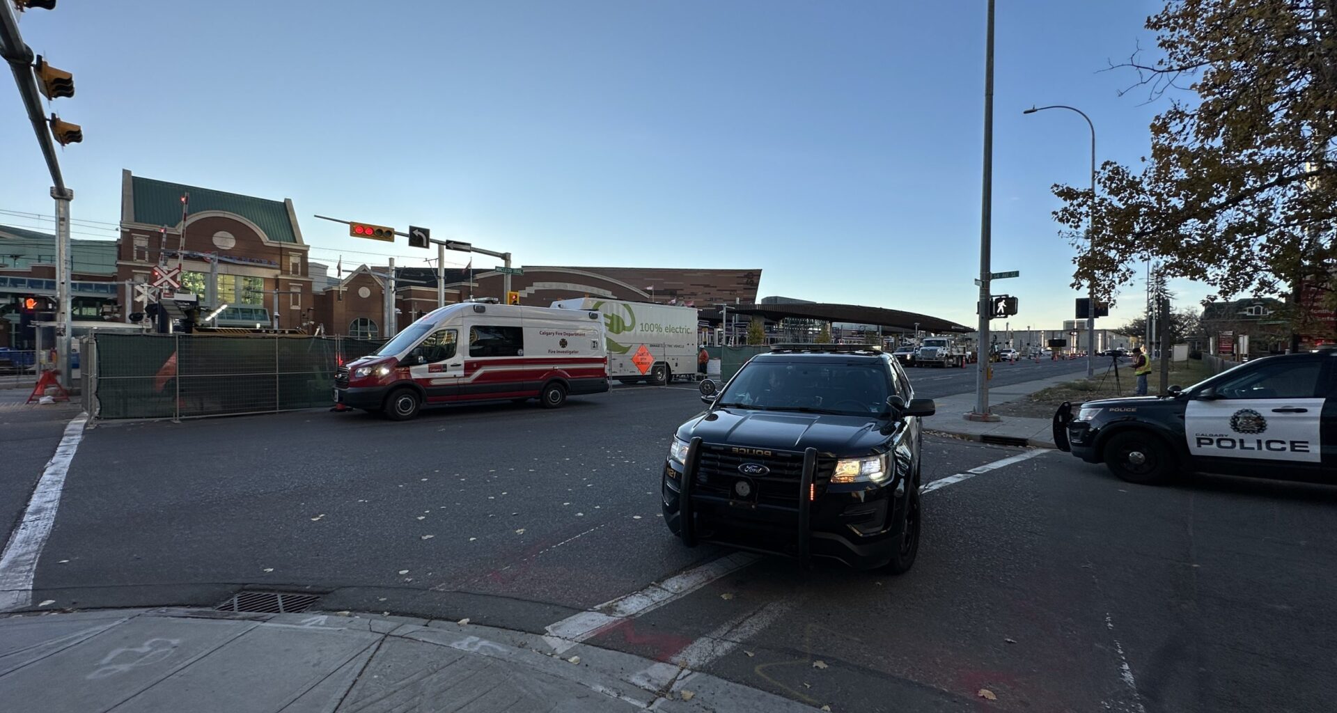 5 workers injured in industrial incident near Calgary's BMO Centre