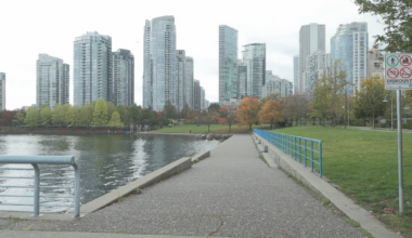 Suspect at large after ‘random and unprovoked’ stabbings on Vancouver seawall, police say - CTV News