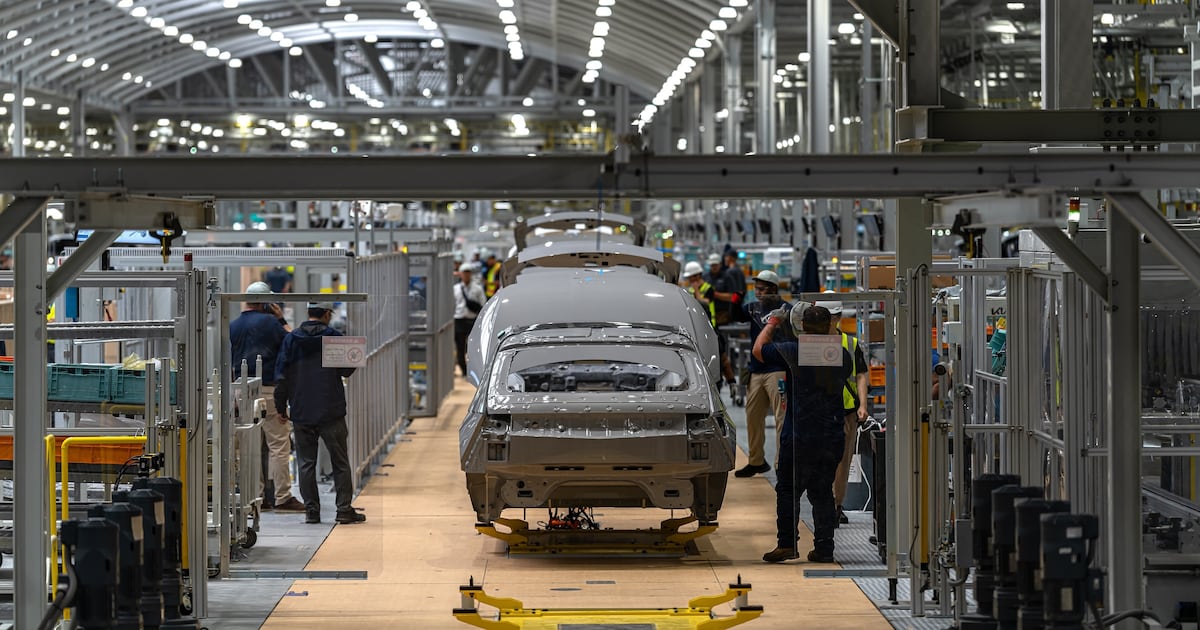 Hyundai Motor Cuts Ioniq 5 Prices in U.S. Amid Subsidy Abolition - 조선일보