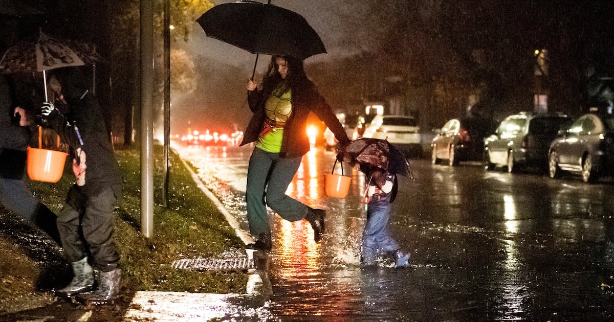 Ottawa to be drenched by up to 70 mm of rain by Halloween - CTV News