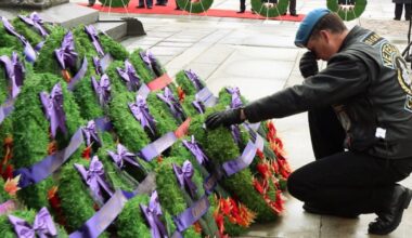 Liberals limit Remembrance Day wreaths for MPs