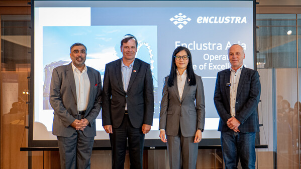L-R:  Enclustra COO Prempal Hundal, Swiss Ambassador to Singapore HE Mr Frank Grütter, EDB EVP Cindy Koh and CEO Phillip  Bächtold