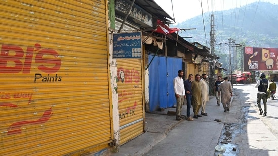 Despite his pleas for mercy, the assailants continued to attack the youth for "daring to eat there."(AFP/ Representational)