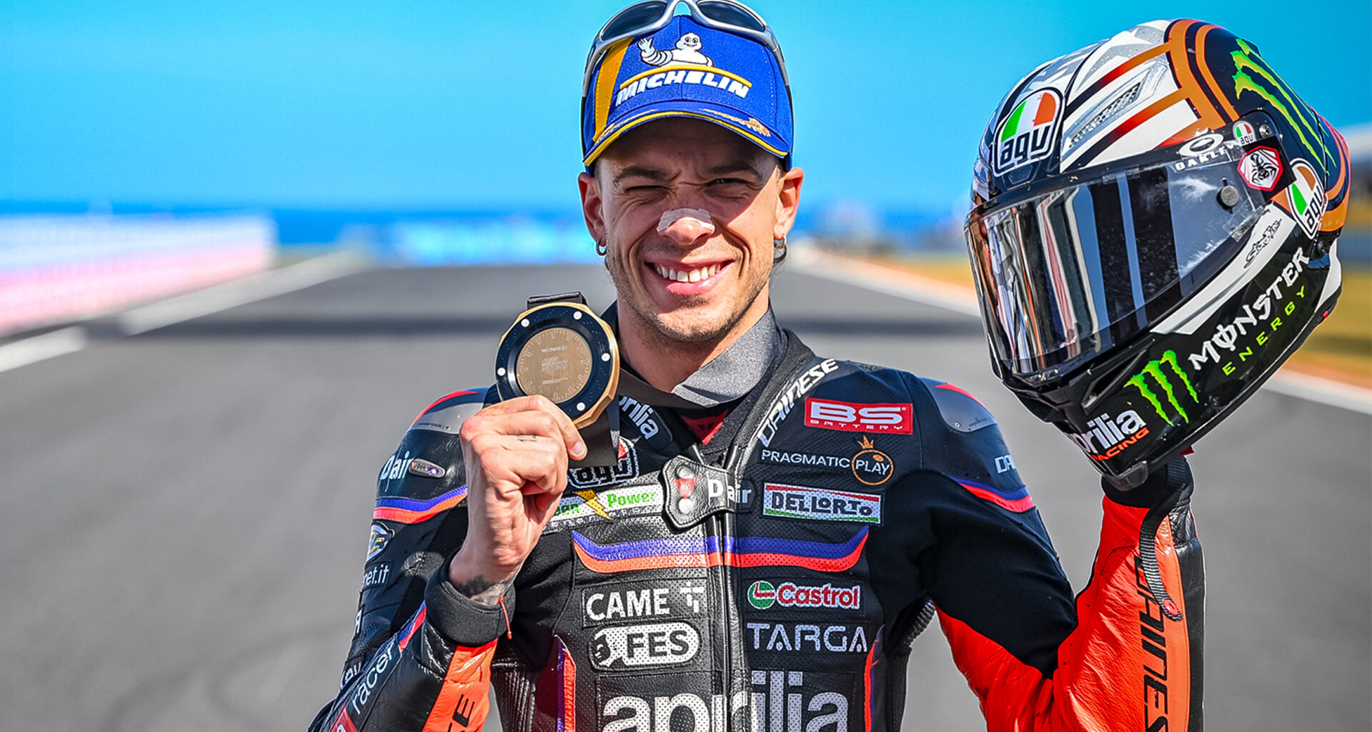 Bezzecchi delivers brilliance to take gold in Phillip Island Sprint