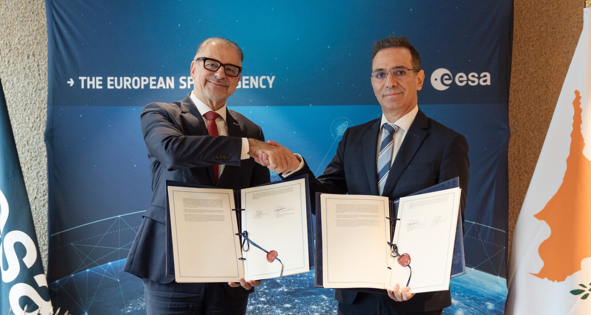 ESA Director General Josef Aschbacher and Nicodemos Damianou, Deputy Minister of Research, Innovation and Digital Policy of the Republic of Cyprus sign the agreement in Paris.
