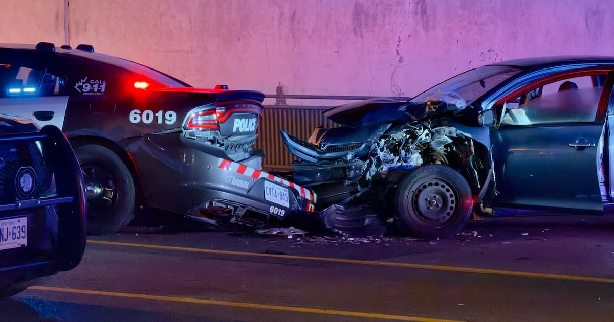 Impaired driver arrested after rear-ending cruiser: Toronto police