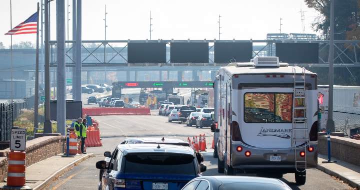 Snowbirds face ‘inconsistent’ fingerprinting rules at U.S. border, group says - National