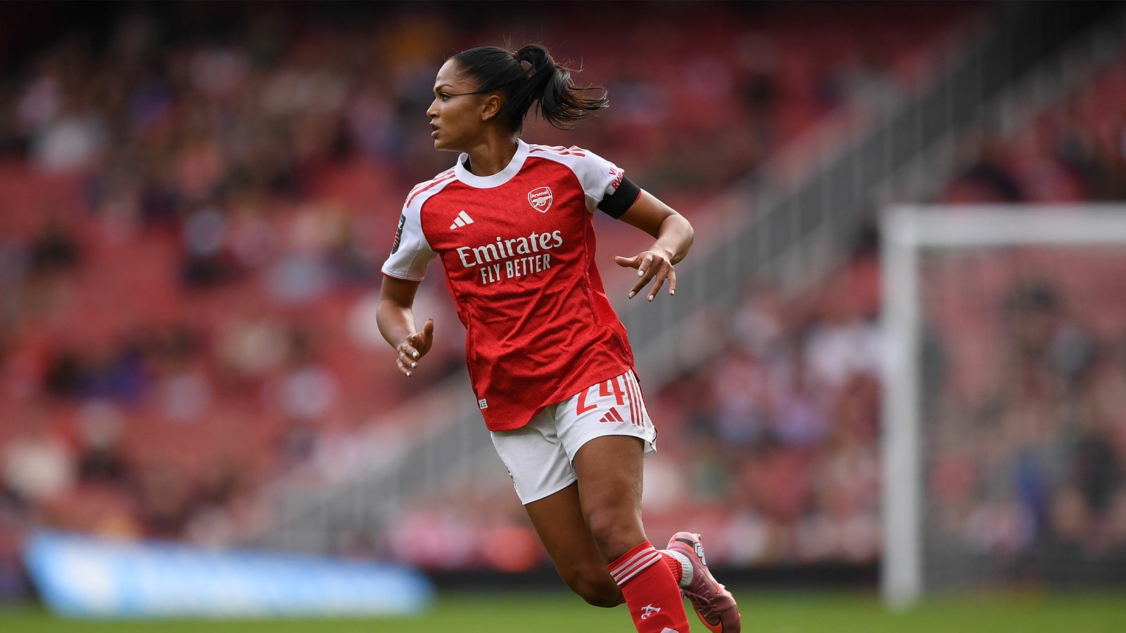 Team news: Five changes for Lyon visit | Team news | News