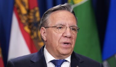 Economic uncertainty takes centre stage at summit of Great Lakes premiers, governors - CTV News