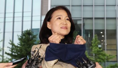 Former KCC Chairperson Lee Jin-sook Arrested Over Political Neutrality Remarks - 조선일보