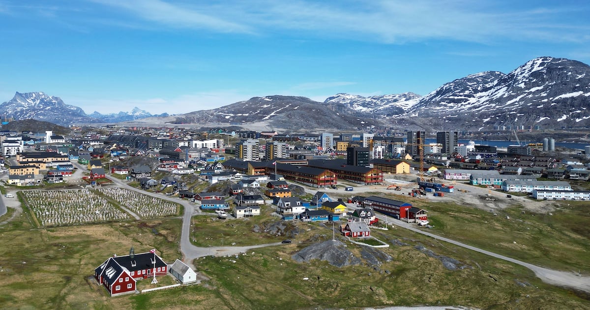 One dead after plane from Canada crashes in Greenland - CTV News