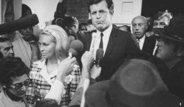 Joan Kennedy, who married into a political dynasty, dies at 89 – The Irish Times