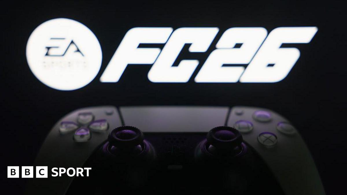 A picture of the EA Sports FC logo and a Playstation 5 controller