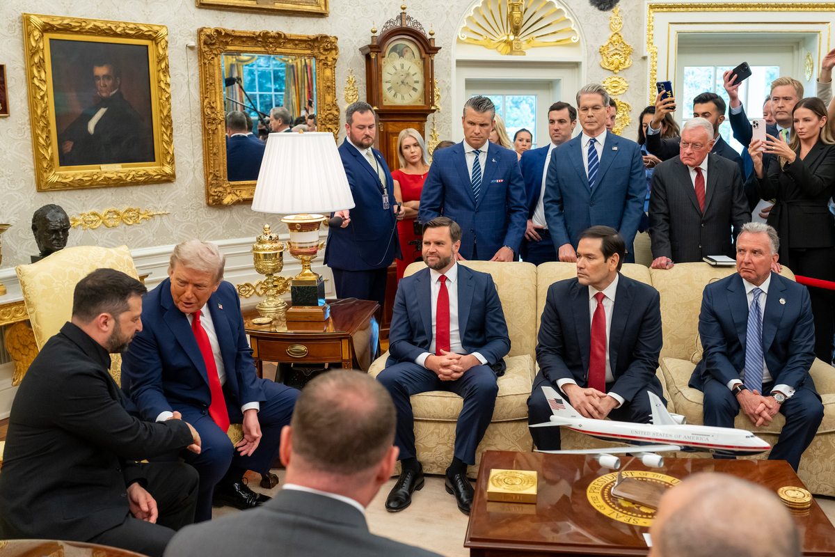 Trump Presses Partition While Tomahawk Decision Looms