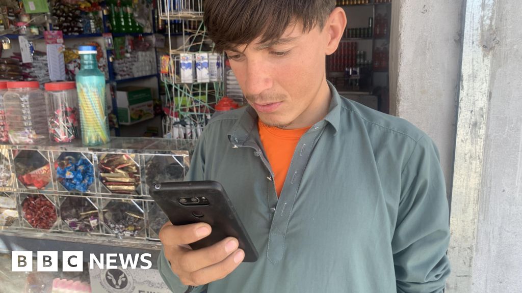 Internet access returns to Afghanistan after Taliban blackout