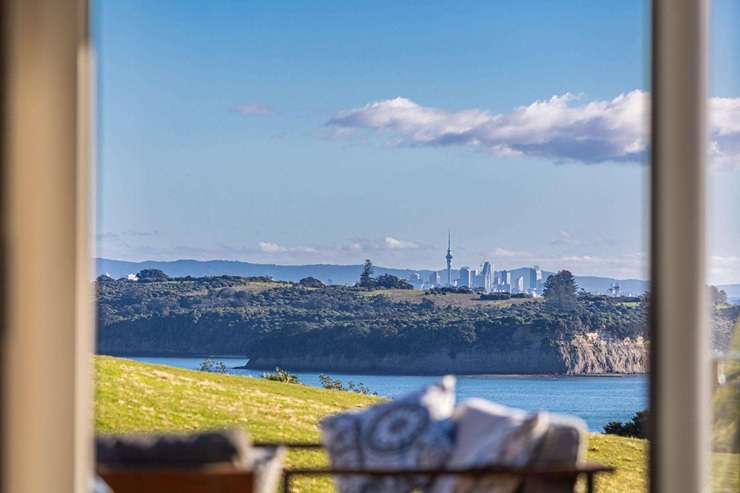 62 Park Point Drive, Church Bay, waiheke, Auckland
