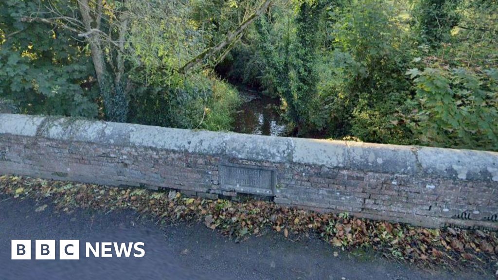 Body found in burning vehicle at Killeek Bridge