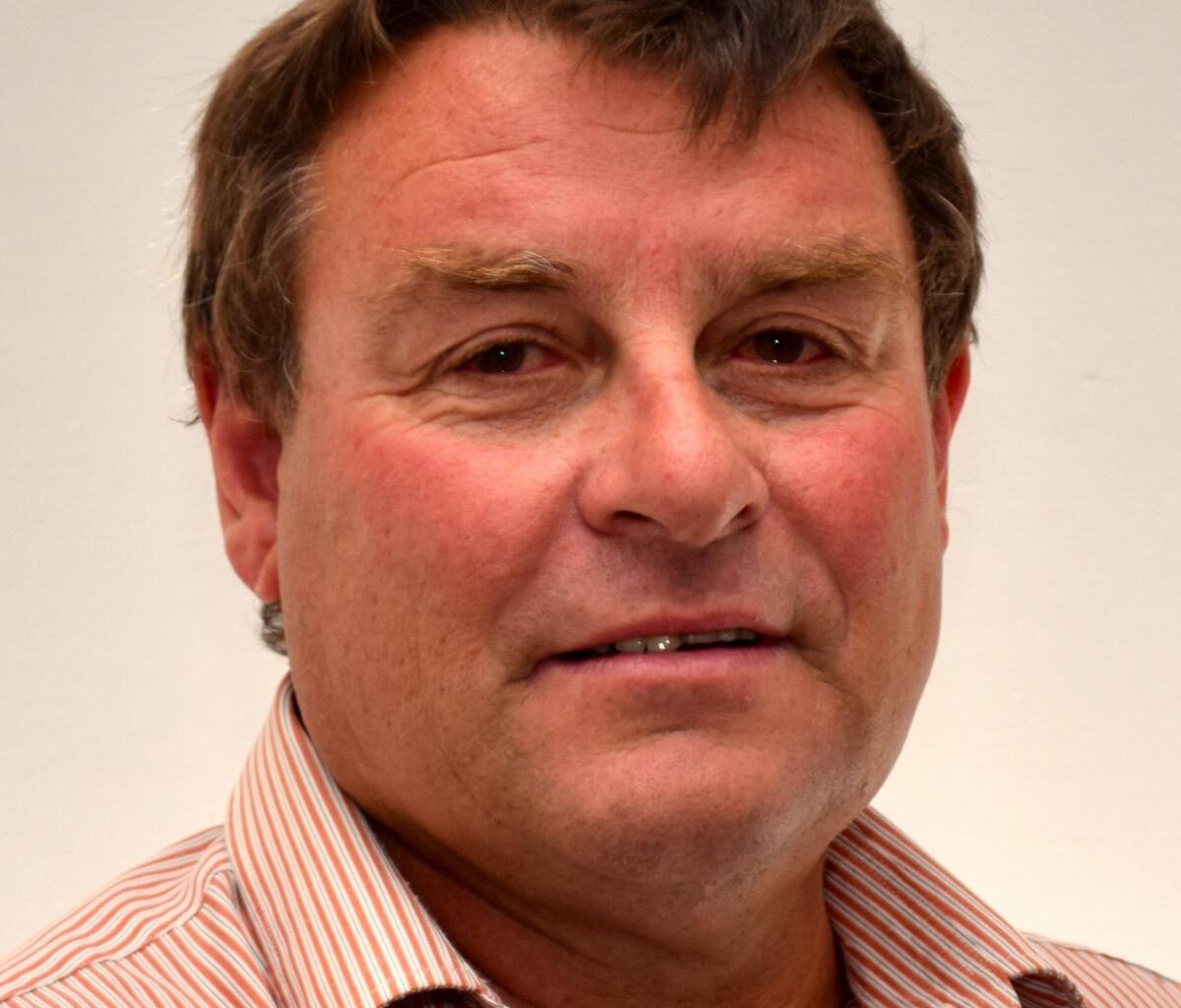 Calls for councillor to resign already