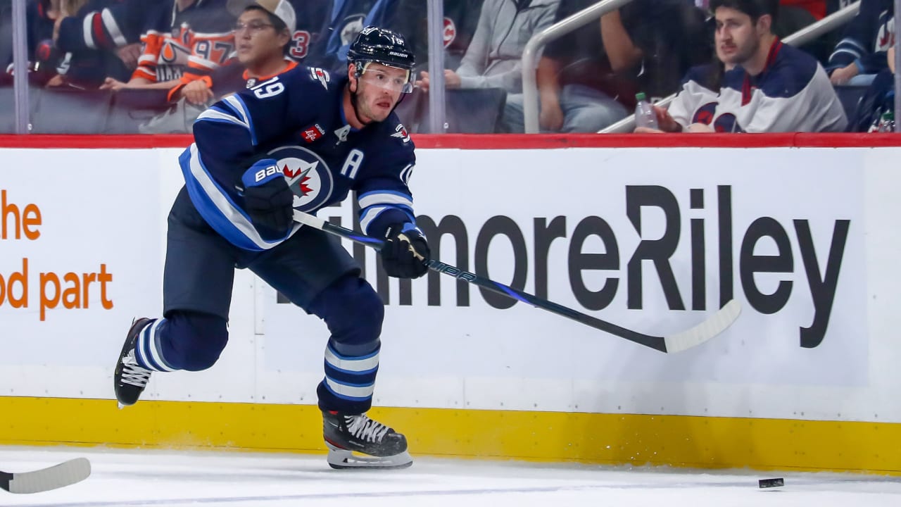 Toews set to resume NHL career, provide ‘contagious’ work ethic for Jets