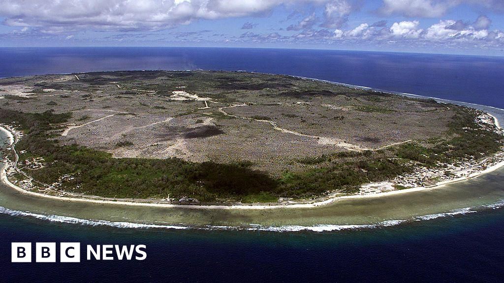 Australia deports first foreign detainees to Nauru in controversial deal