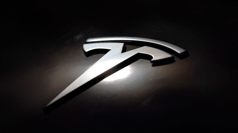 Tesla unveils cheaper versions of its Model 3 and Model Y