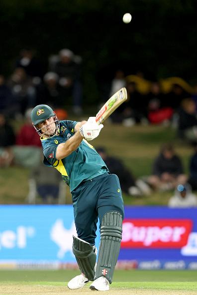 Marsh leads Australia to clear-cut win