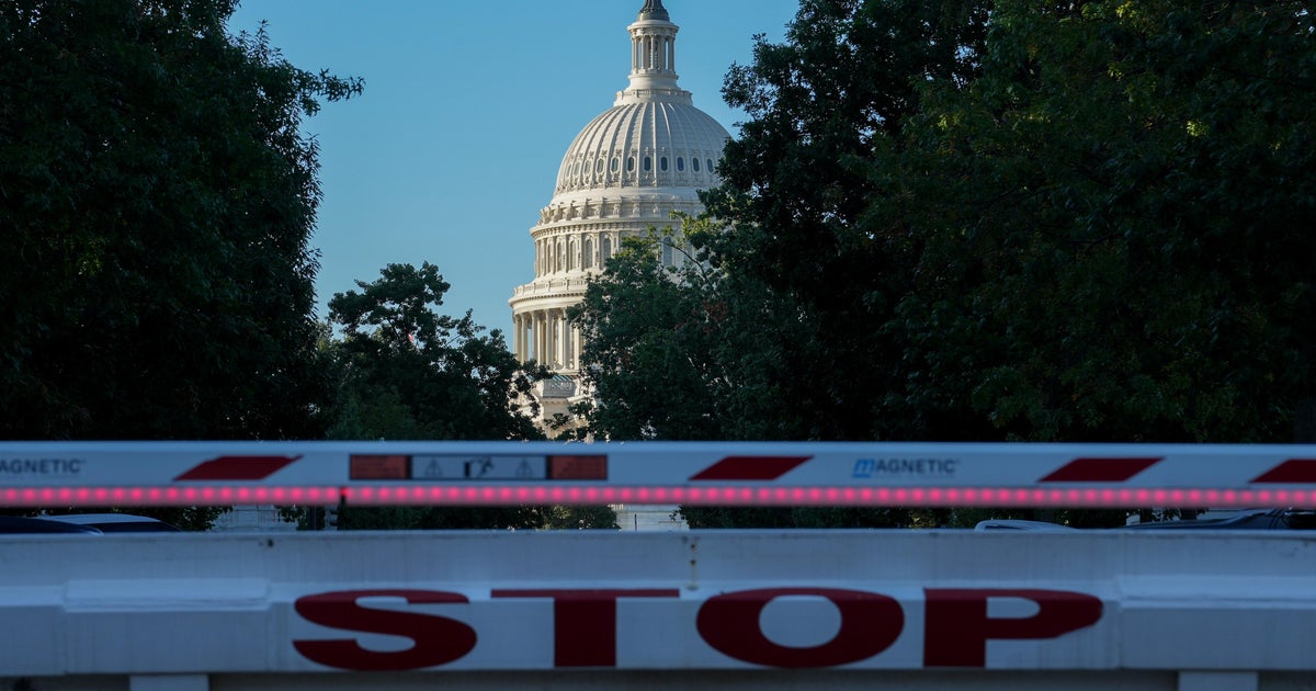 Government shutdown live updates as dispute emerges over back pay for furloughed workers