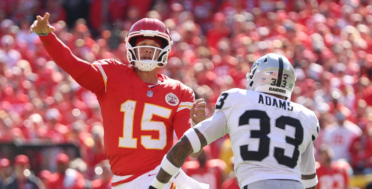 Chiefs-Raiders Week 7: Mahomes, Chiefs offense’ nearly perfect