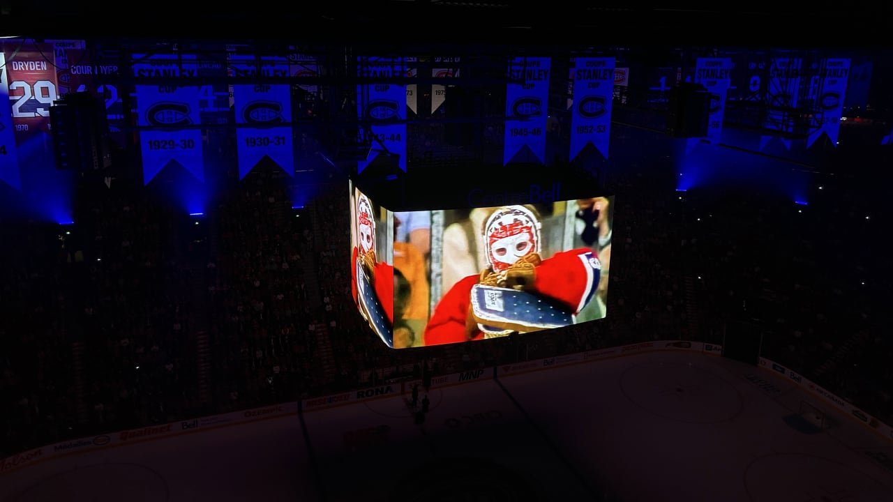 Dryden remembered by Canadiens in stirring tribute before home opener