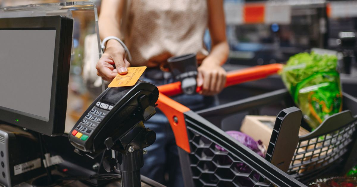 Calls for stronger police presence to protect retail workers