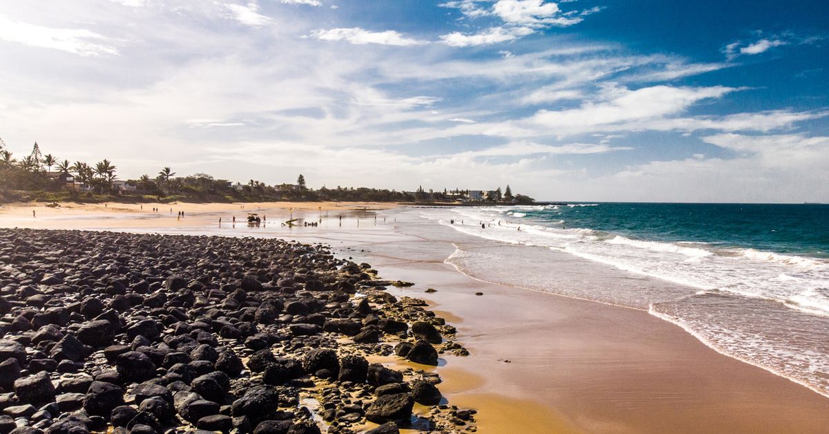 Swimmer missing overnight off Queensland beach