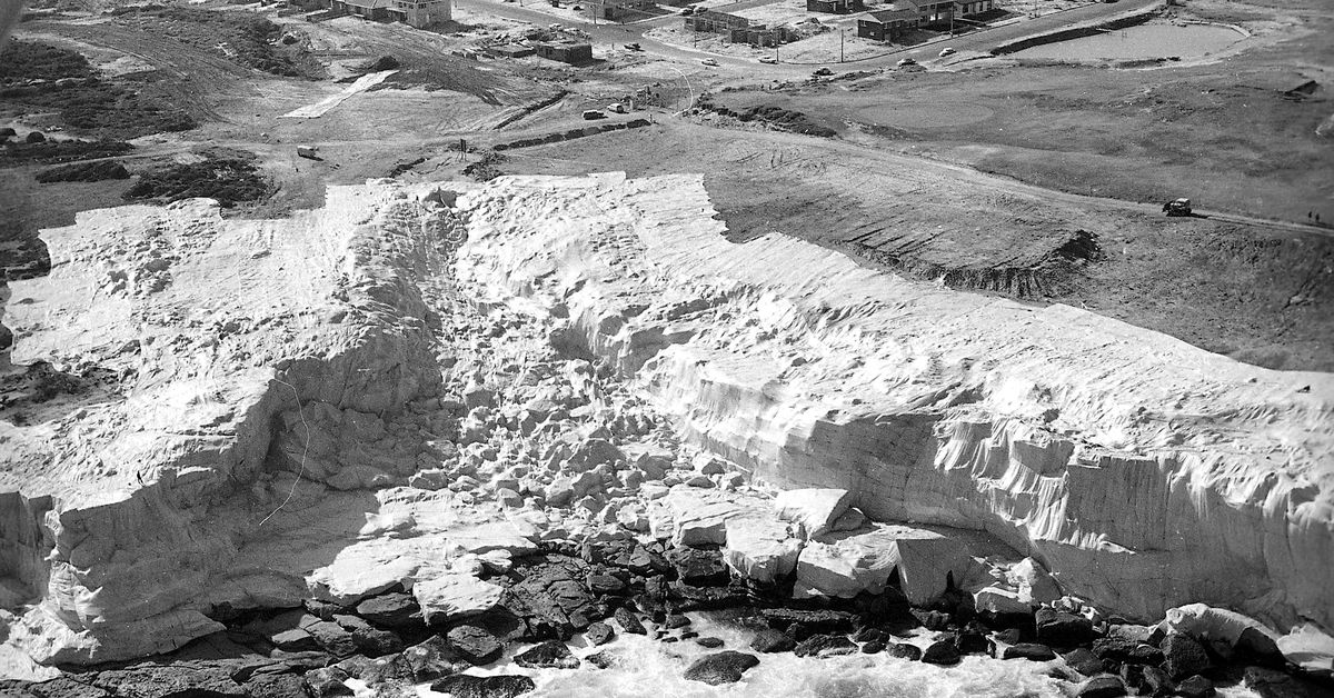 Today in History - October 28: Why an entire Australian clifftop was wrapped in plastic