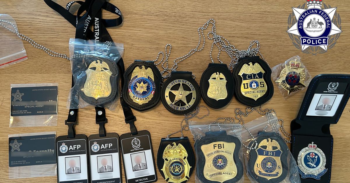 Man charged with impersonating federal police officer