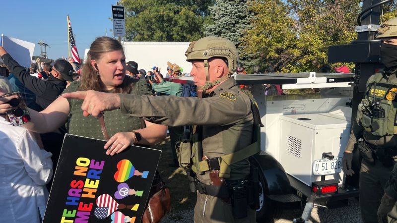 Broadview ICE facility protesters arrested as DHS Secretary Noem watches from the roof